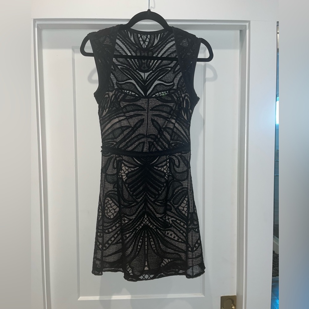 SAYLOR REVOLVE Kinley Silk Crochet Mini Dress XS - Picture 3 of 3